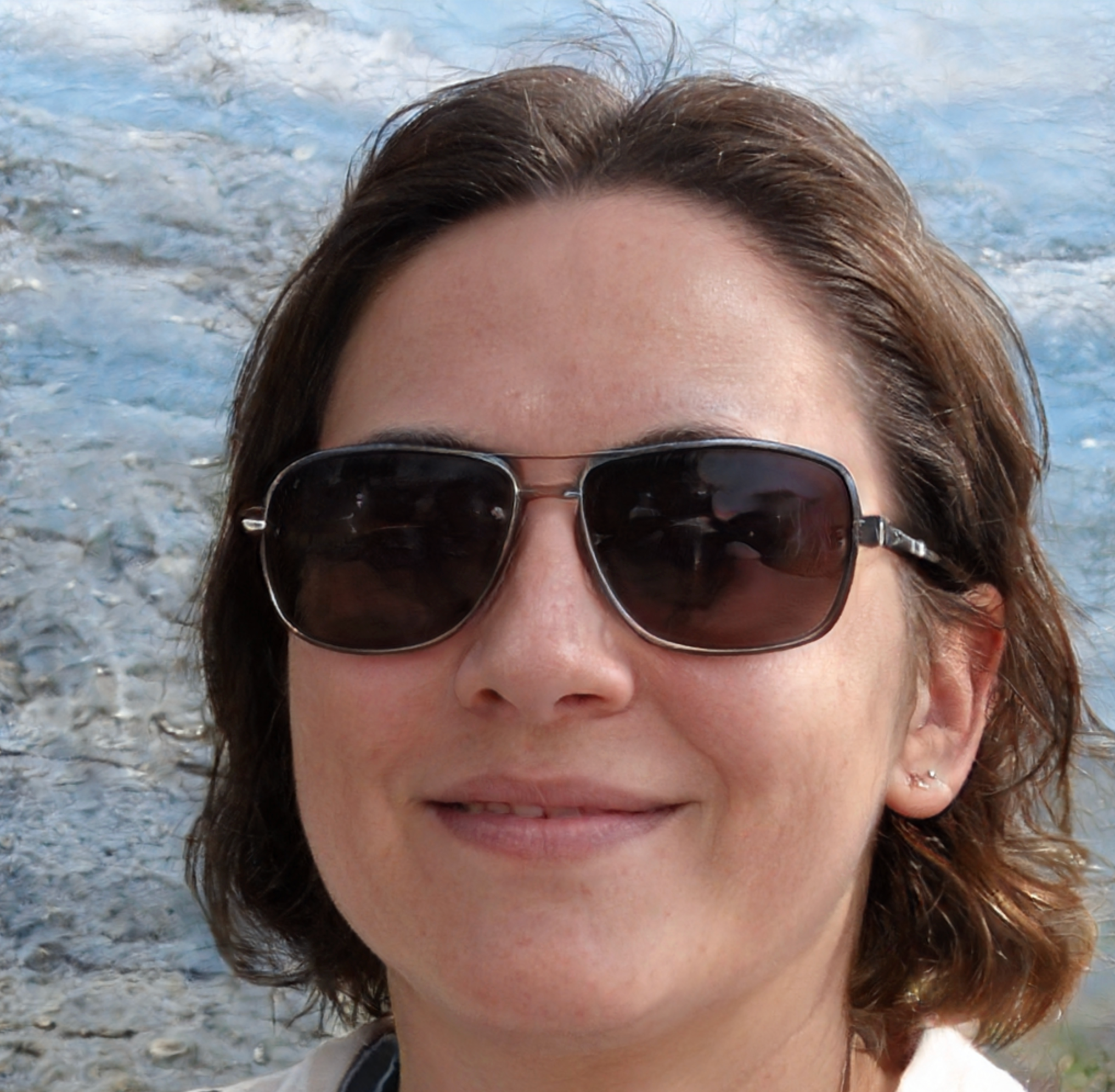 <em>Laura D.</em>